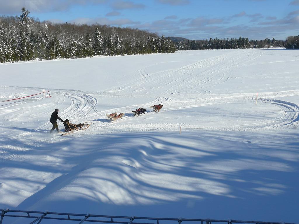 Auberge Du Lac Morency 성히폴라이트 외부 사진